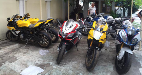 Sieu moto Yamaha YZF-R1 ban ky niem 60 nam ve Viet Nam - Anh 2