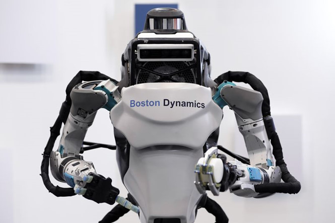 Robot hình người Atlas của Boston Dynamics /// Ảnh: Bloomberg